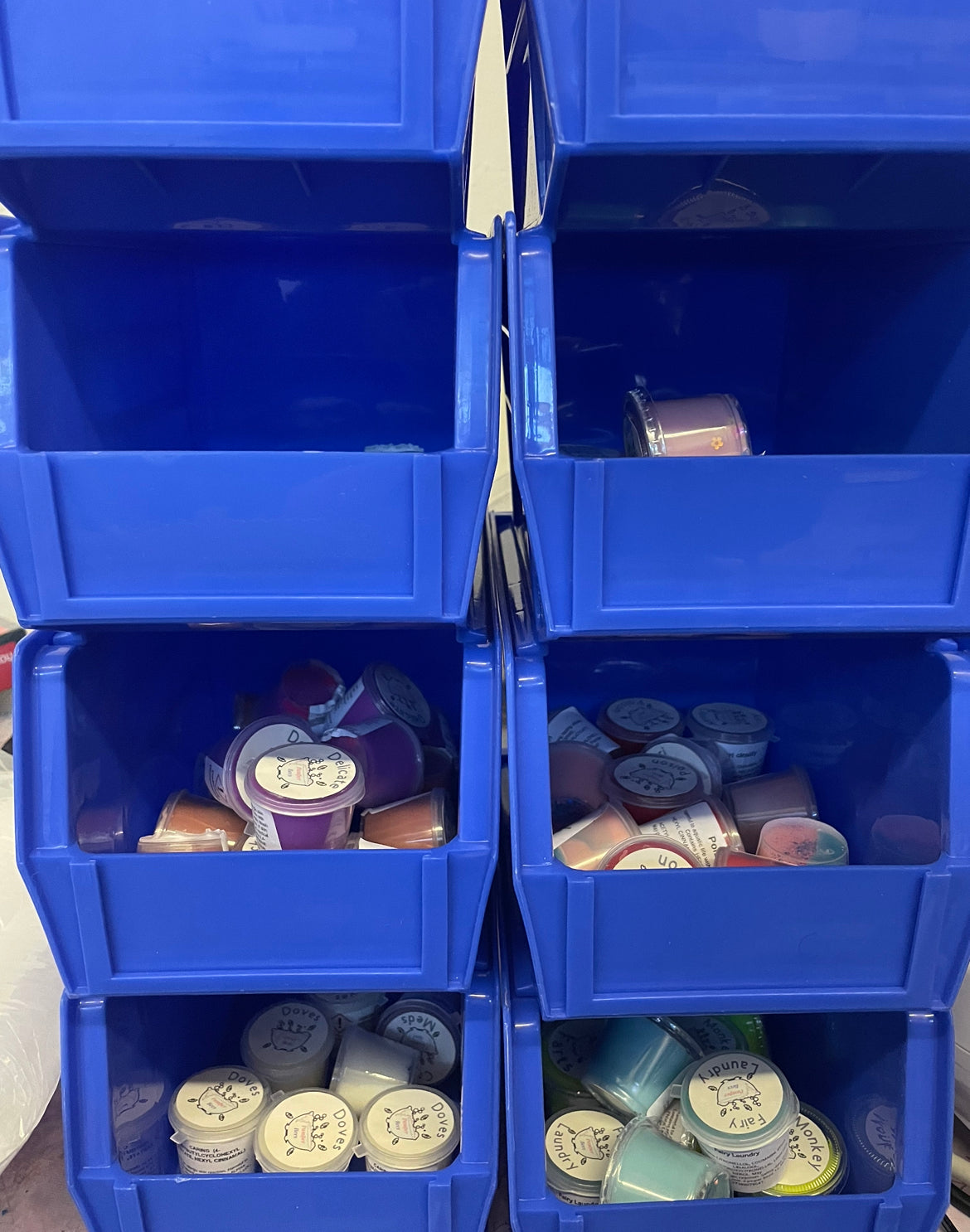 Pick & mix wax pots